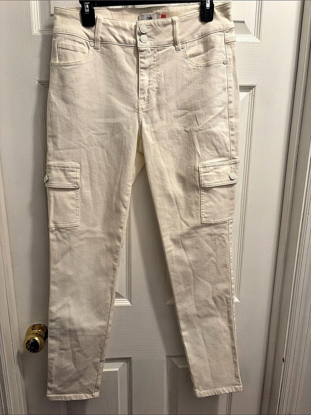 Cabi Skinny Cargo Jean Pants in Cream
